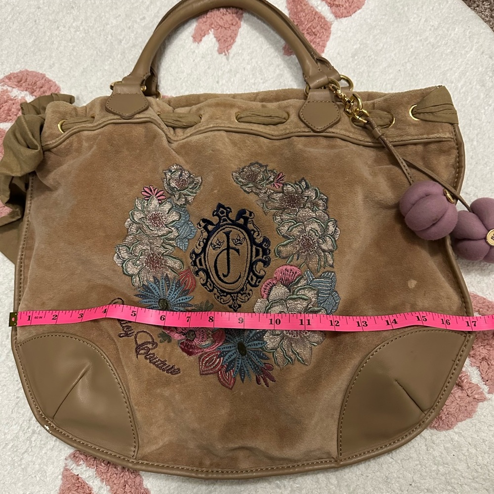 Juicy Couture Daydreamer Tan Floral Embroidered Tote Vintage - Picture 7 of 8